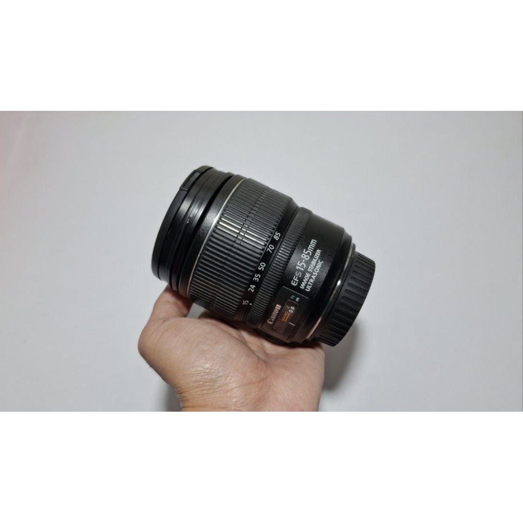 Lensa Canon 15-85mm IS USM