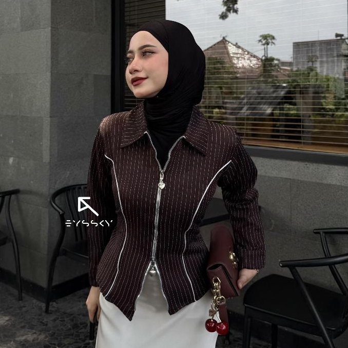 Farsa Label - Dyffa Zipper Shirt Stripe Fitted Korean Style
