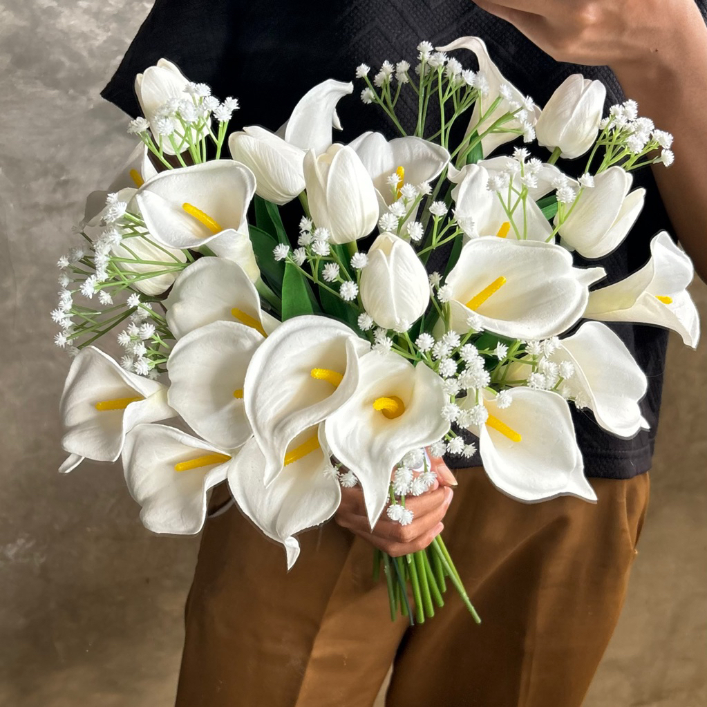 READY Calla Lily Tulip Bridal Bouquet Babybreath/wedding bouquet/buket bunga calla lily tulip/handbu