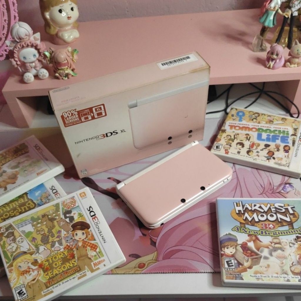 Nintendo 3DS XL Pink OFW + 5 Cartridge Game Ori