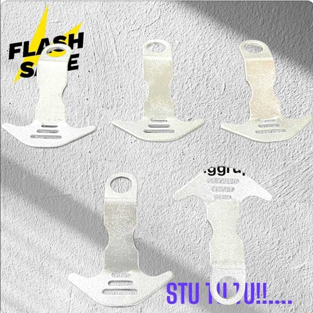 Stututu Pengait Helm Jok Motor Universal pengamanan helm saat diparkiran