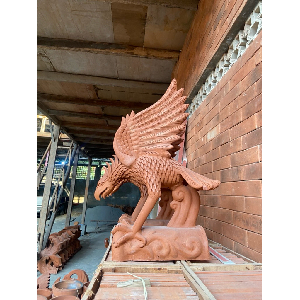 Genteng Wuwung variasi Motif Garuda