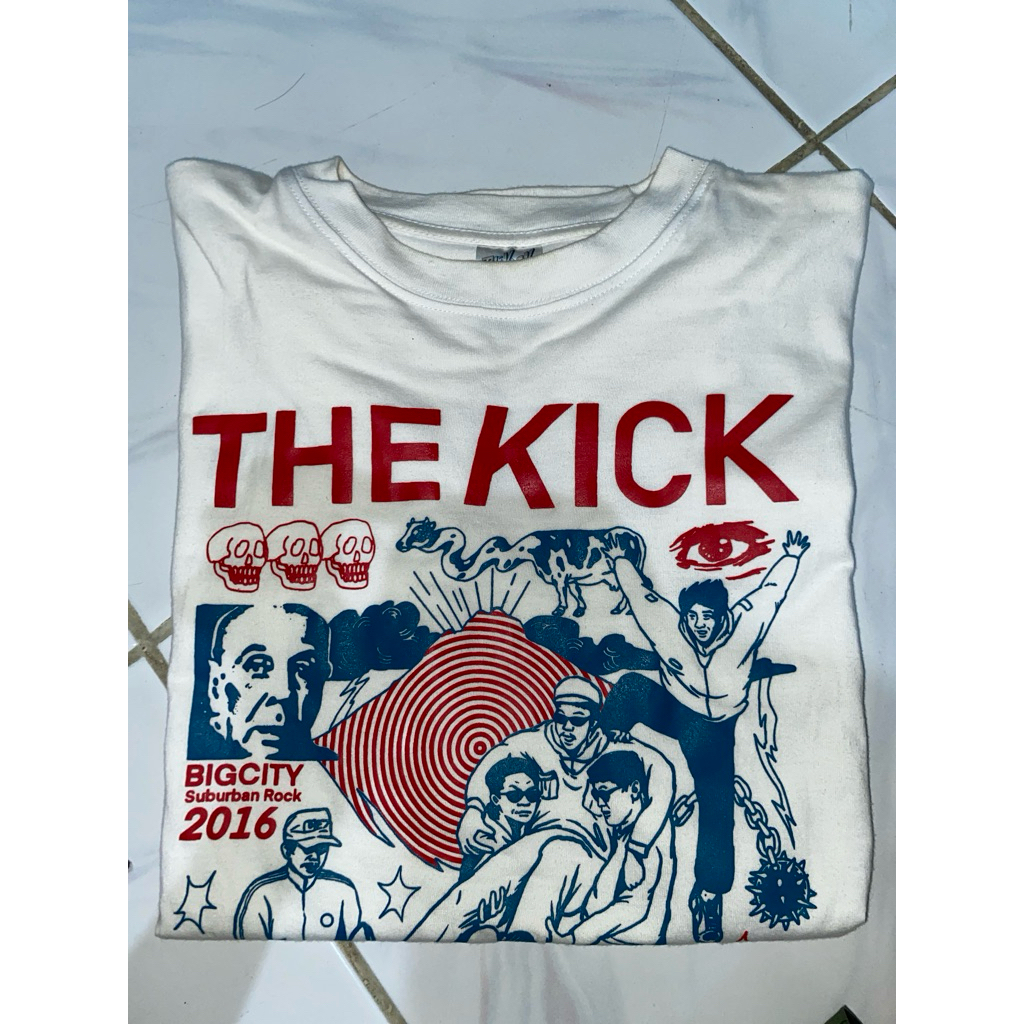 tshirt The Kick