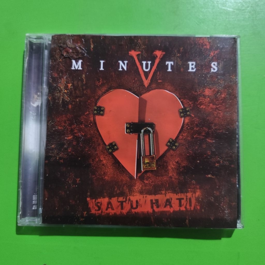 CD Original FIVE MINUTES Satu Hati