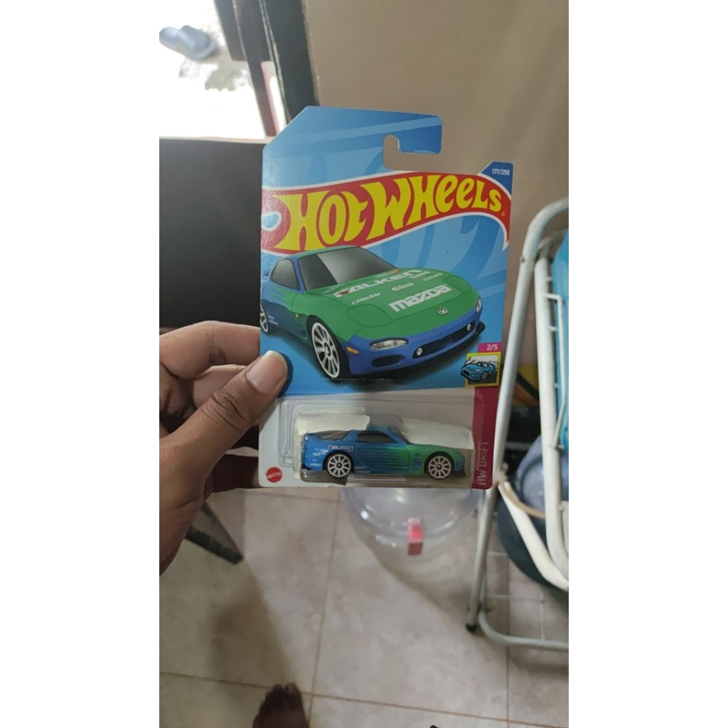 Hot Wheels RX7 Falken