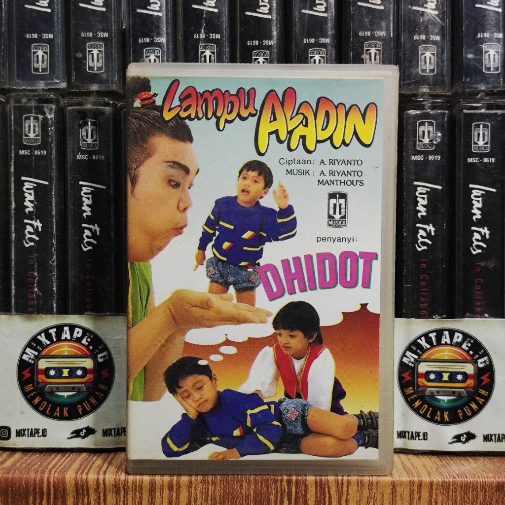 Kaset - Lampu Aladin - Dhidot - Radio Tape - Kaset Pita - Radio - Pemutar Kaset - Retro - Classic - 