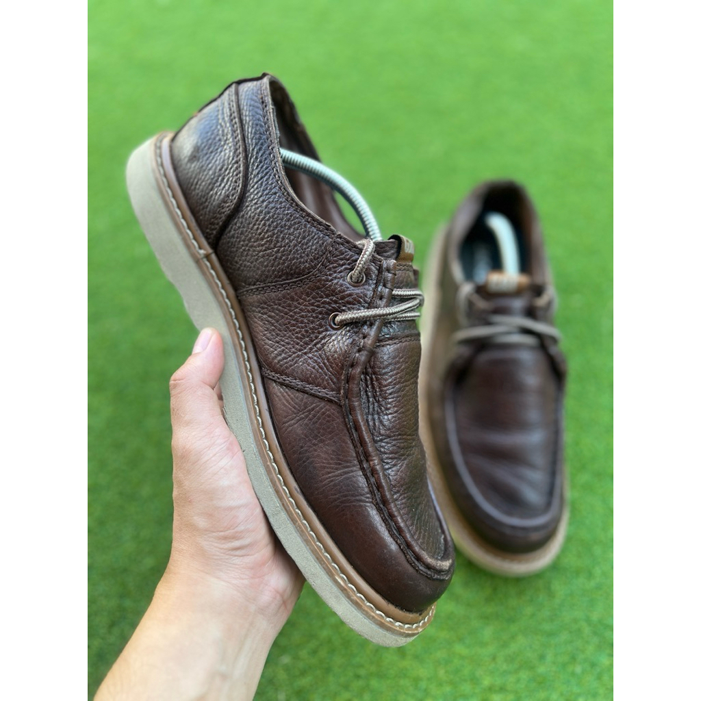 CAT Shoes size 45 - Leather Shoes Sepatu Kulit Second Branded