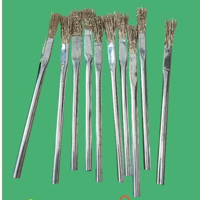 Sikat Kawat Kuningan Gagang Besi – Sikat Pembersih Serbaguna Kecil