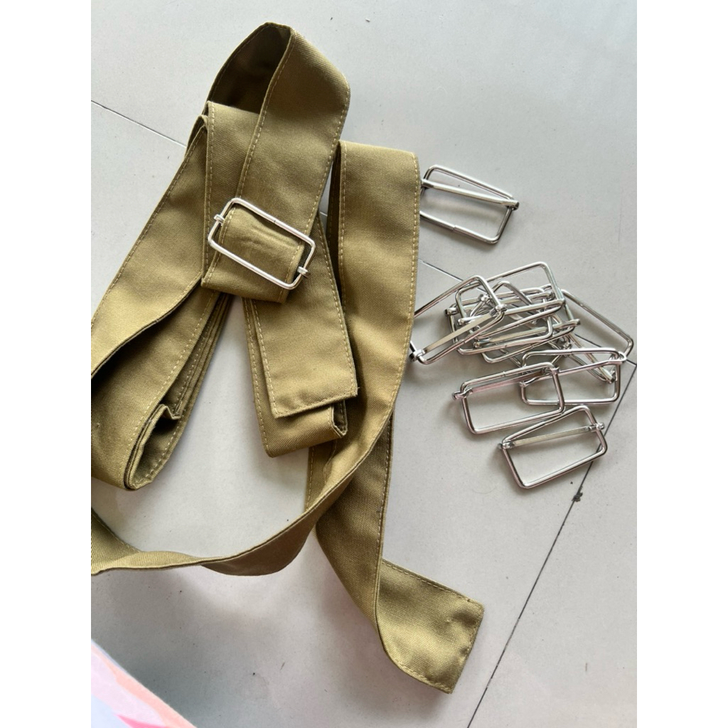 Sabuk/Ikat pinggang dan lambang Hisbul Wathan (HW) seragam muhamadiyah