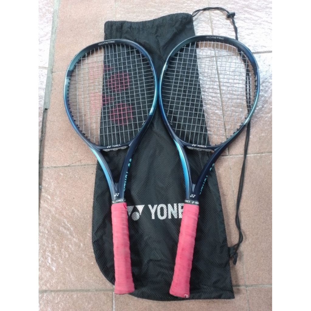 Sepasang (2pcs)  Raket Tenis YONEX EZONE 100 Sky Blue Berat 300gr Original Made in Japan