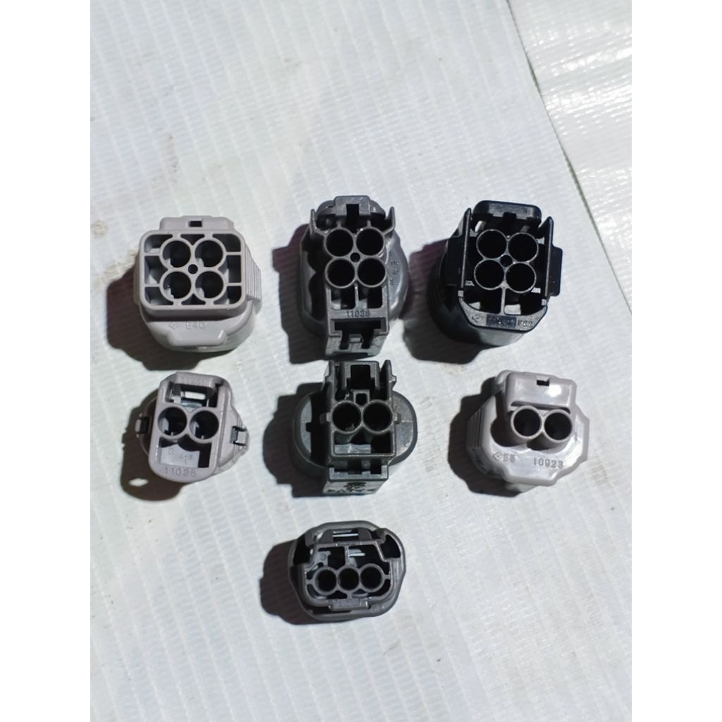 Soket soket sensor mobil