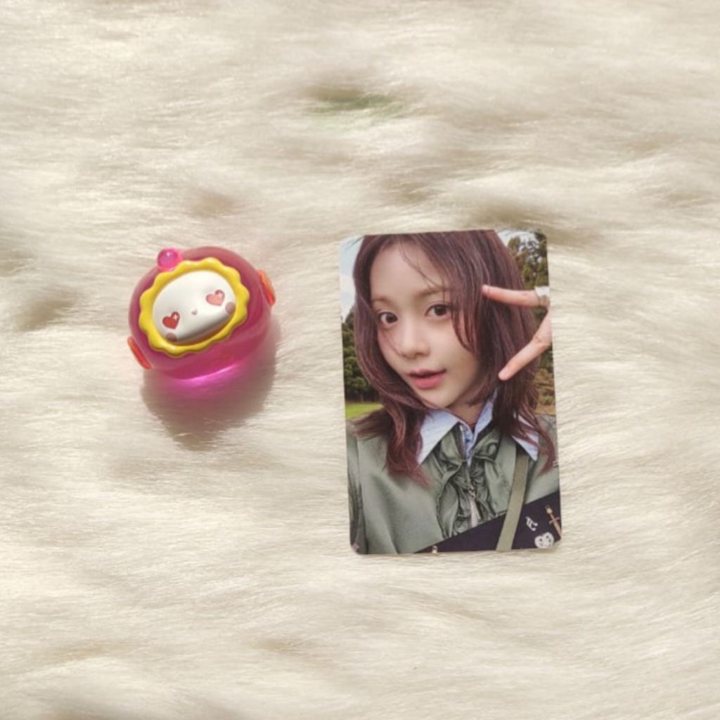 PHOTOCARD CARMEN HEARTS2HEARTS "THE CHASE" STARRIVER V1