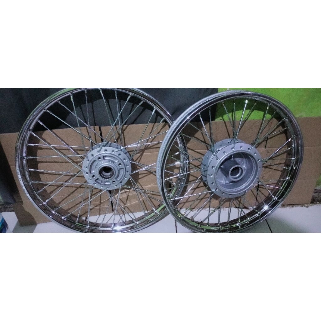 pelek jari jari ring 17 Supra fit new, Revo lama 1set