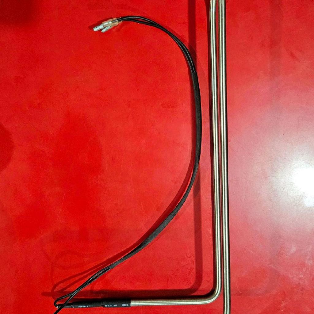 DEFROST HEATER/ EVAPORATOR HEATER KULKAS POLYTRON ORIGINAL 30X5X17 CM Pipa