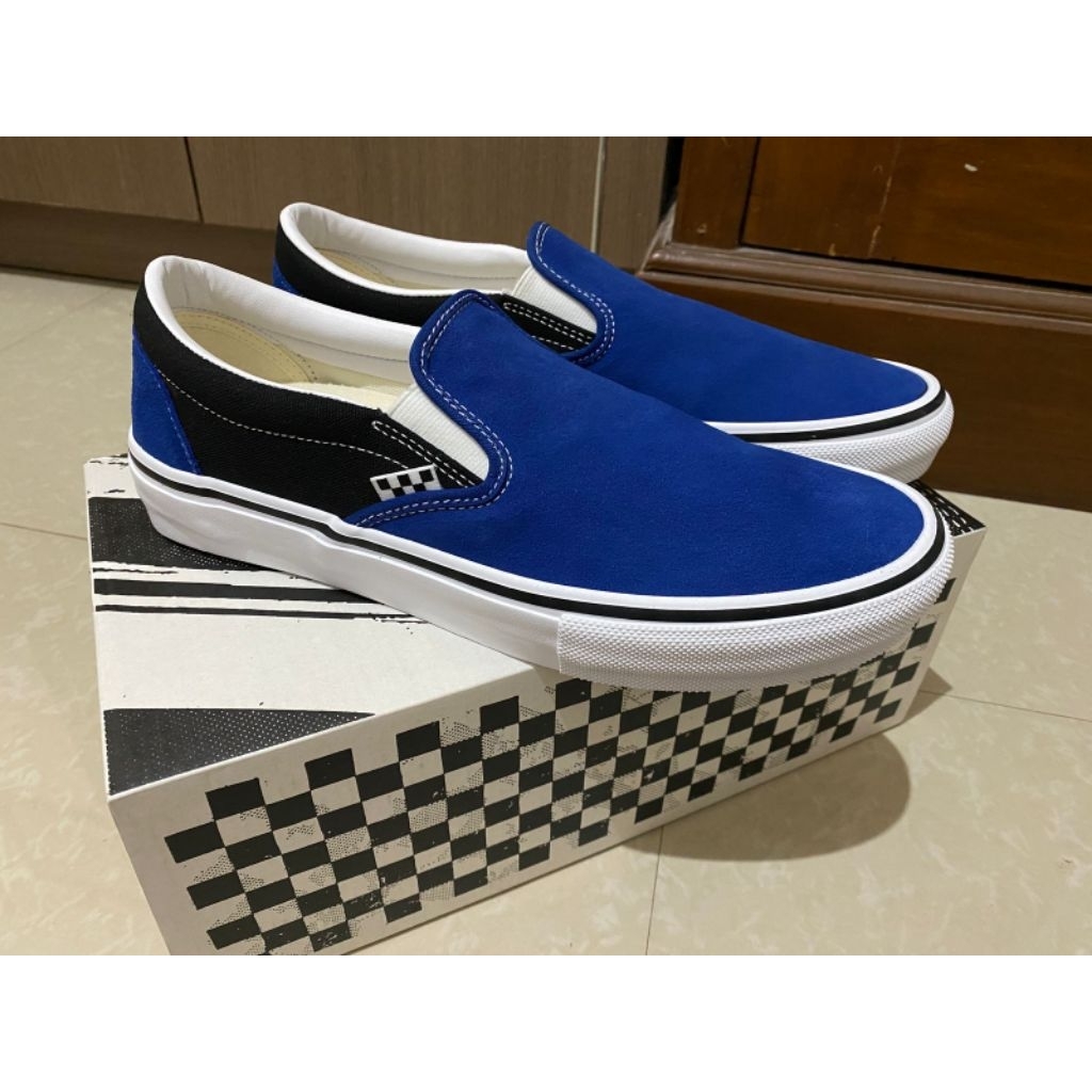 Sepatu Vans slip on