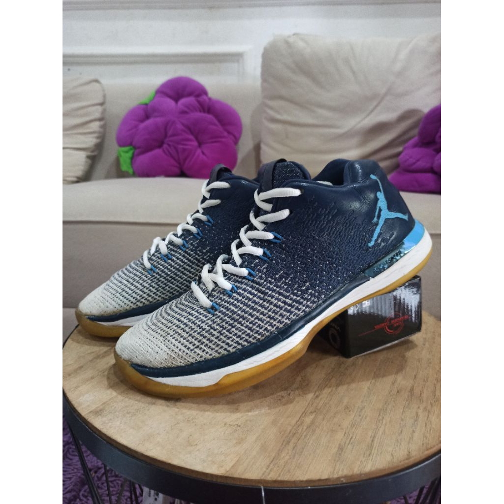 Sepatu BASKET JORDAN 31 low Size 42