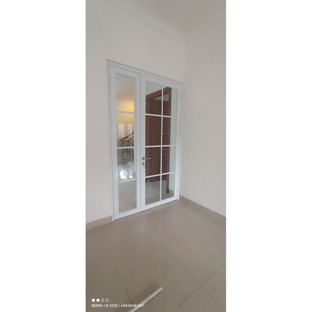 kusen aluminium 4in dan pintu alumunium swing