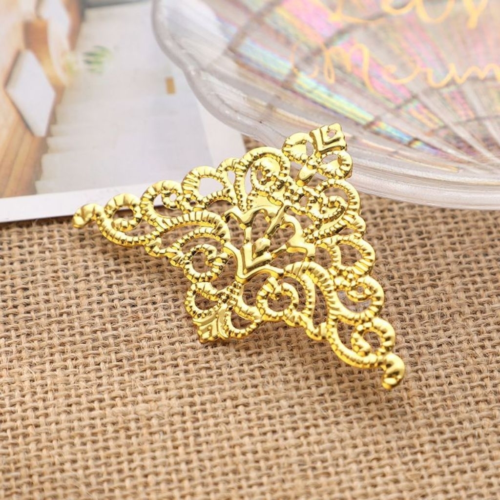 Hiasan Sudut Hantaran / Siku Hantaran