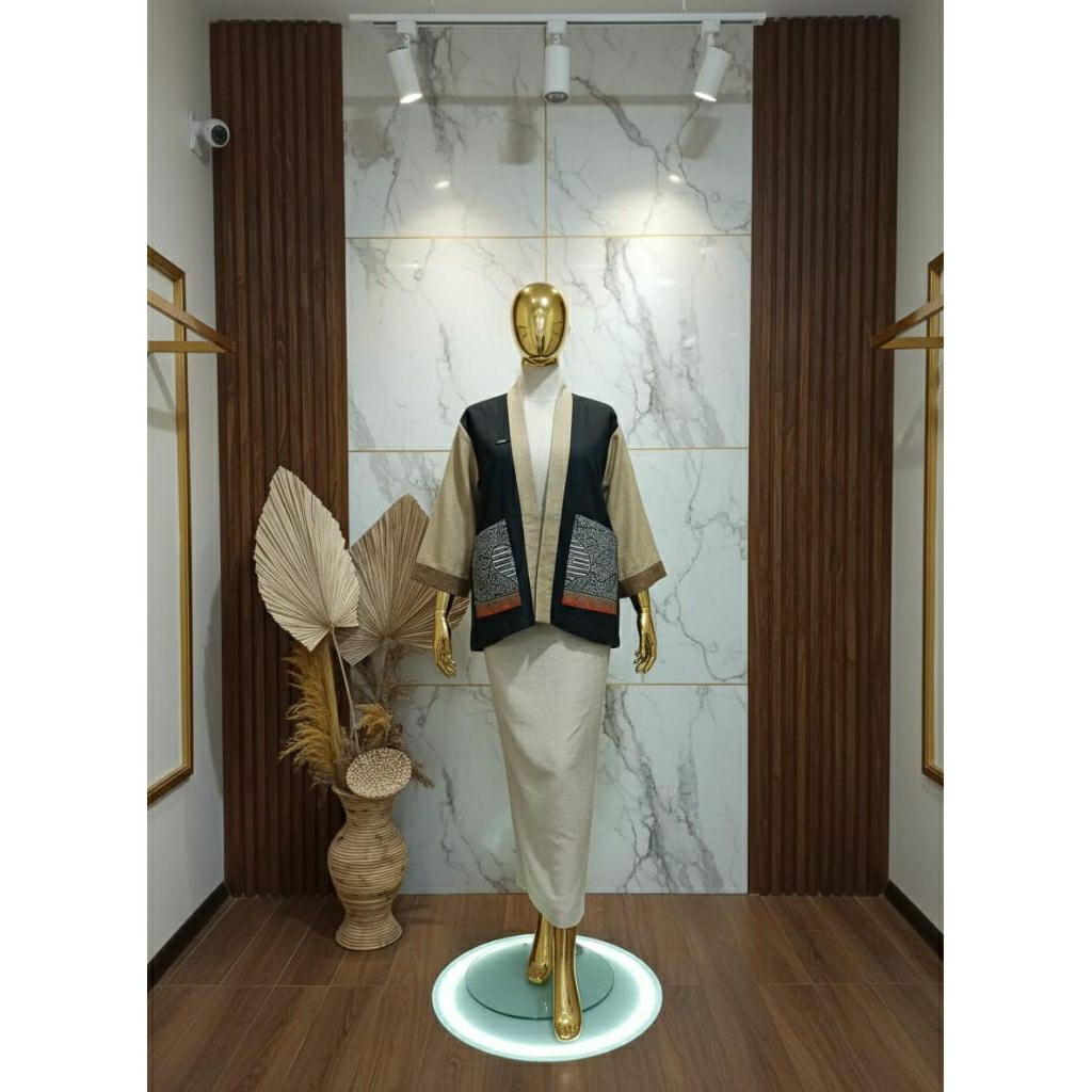 Blazer Batik Modern