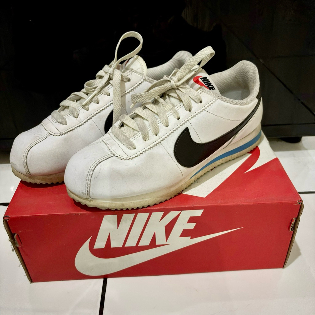 Preloved sepatu nike cortez original