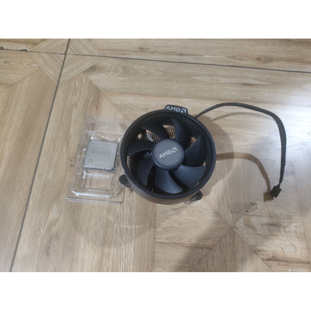 amd ryzen 7 2700x soket am4 + hsf tembaga