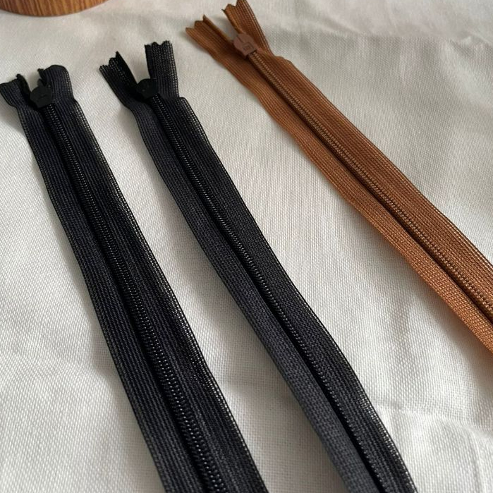 Resleting Jepang 50 cm (20 inch) YKK Original  Zipper Invisible 1 pcs – Untuk Pakaian/Tas/Home Decor