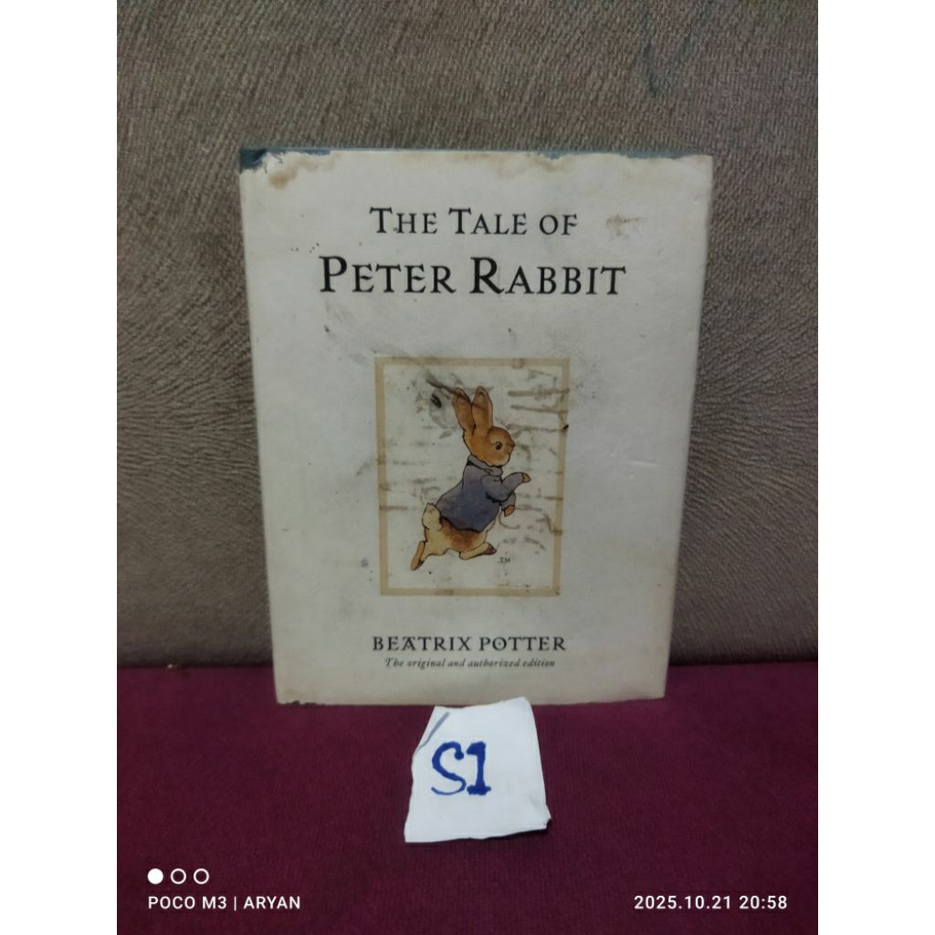 THE TALE OF PETER RABBIT - BEATRIX POTTER