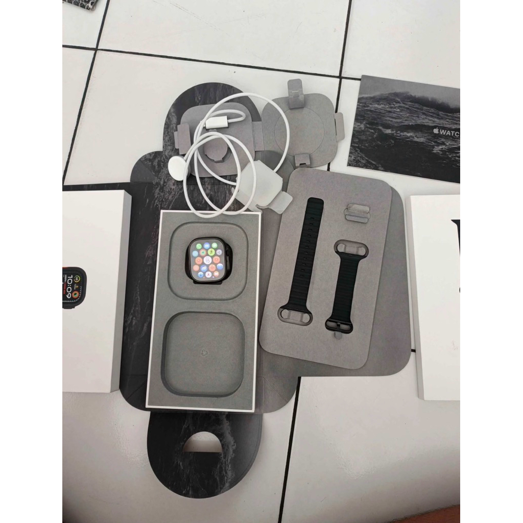 iWatch Ultra 2 49mm BALCK-TITANIUM iBox