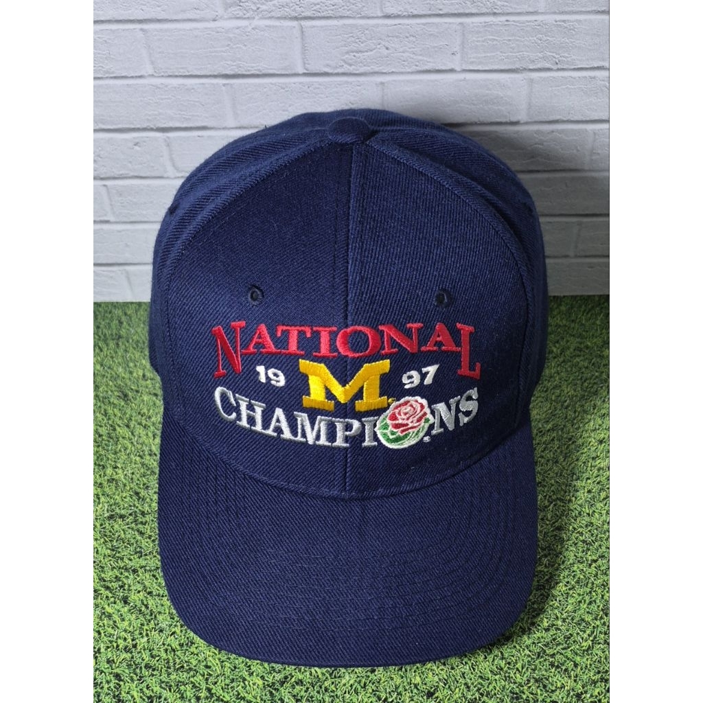 VINTAGE SNAPBACK MICHIGAN