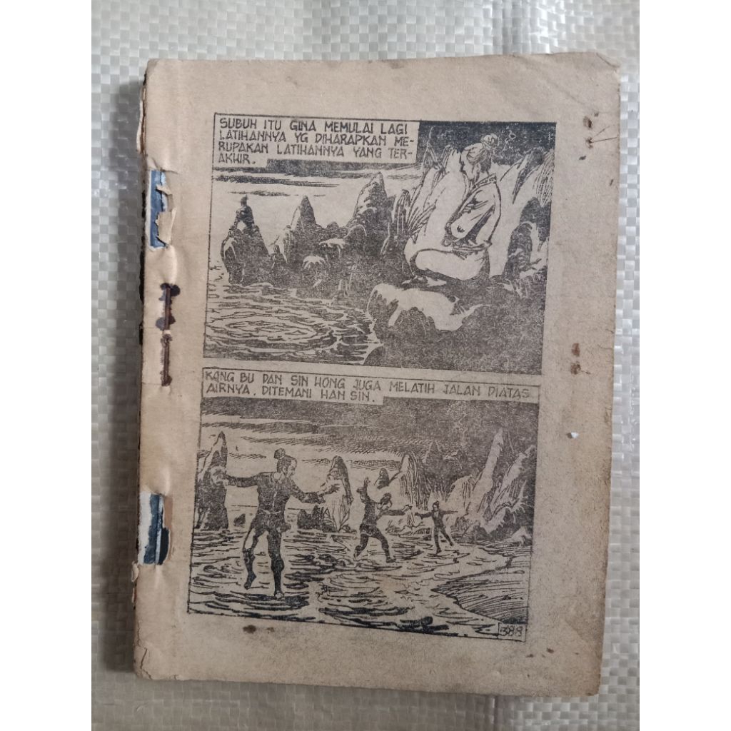 Komik Indonesia jadul gerdi wk gina vs vampire vampire laut kuning jilid E dan F halaman 388-528 cet