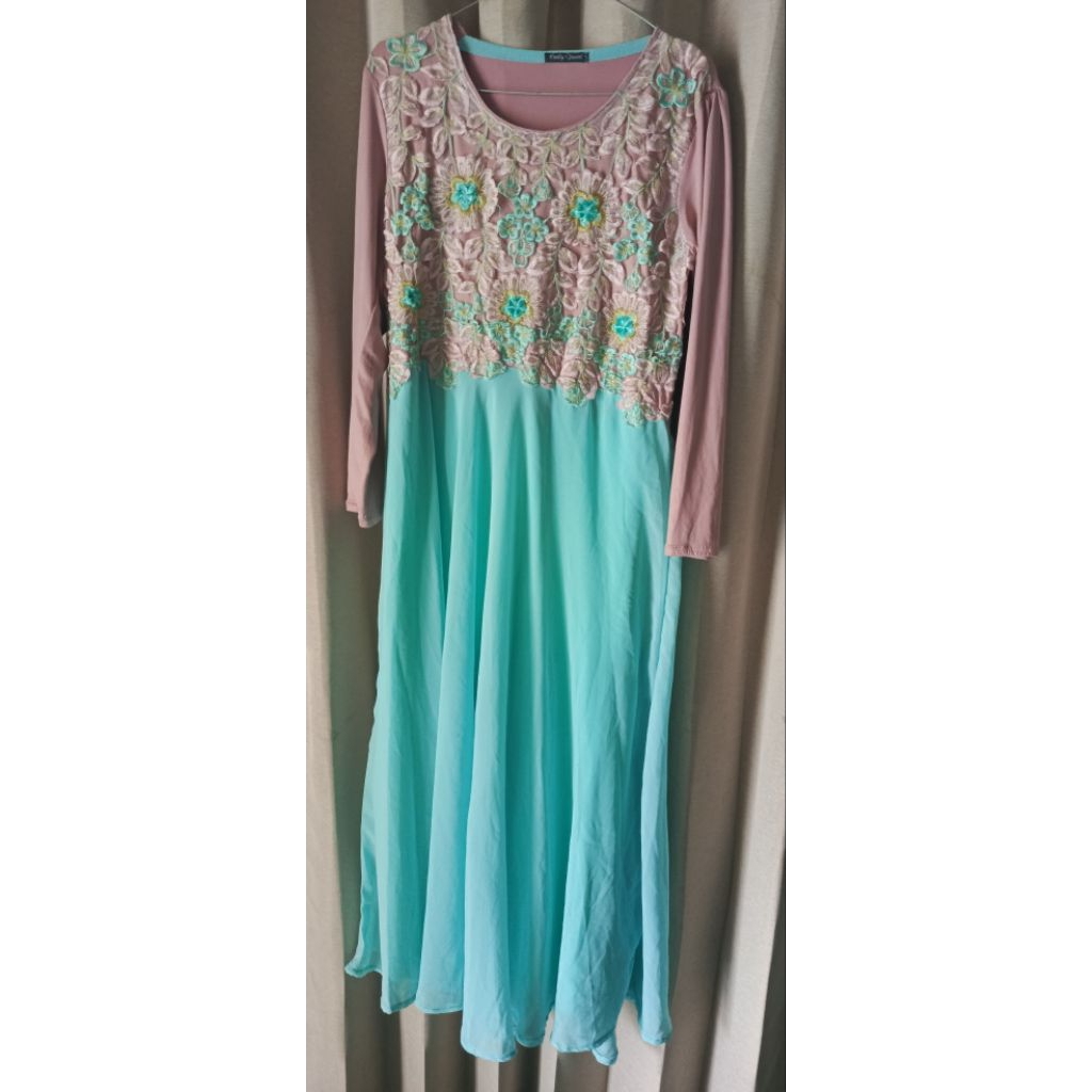 Preloved-Gamis(pesta)