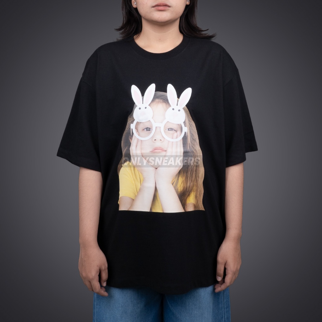 ADLV BABY FACE RABBIT GLASSES BLACK TEE