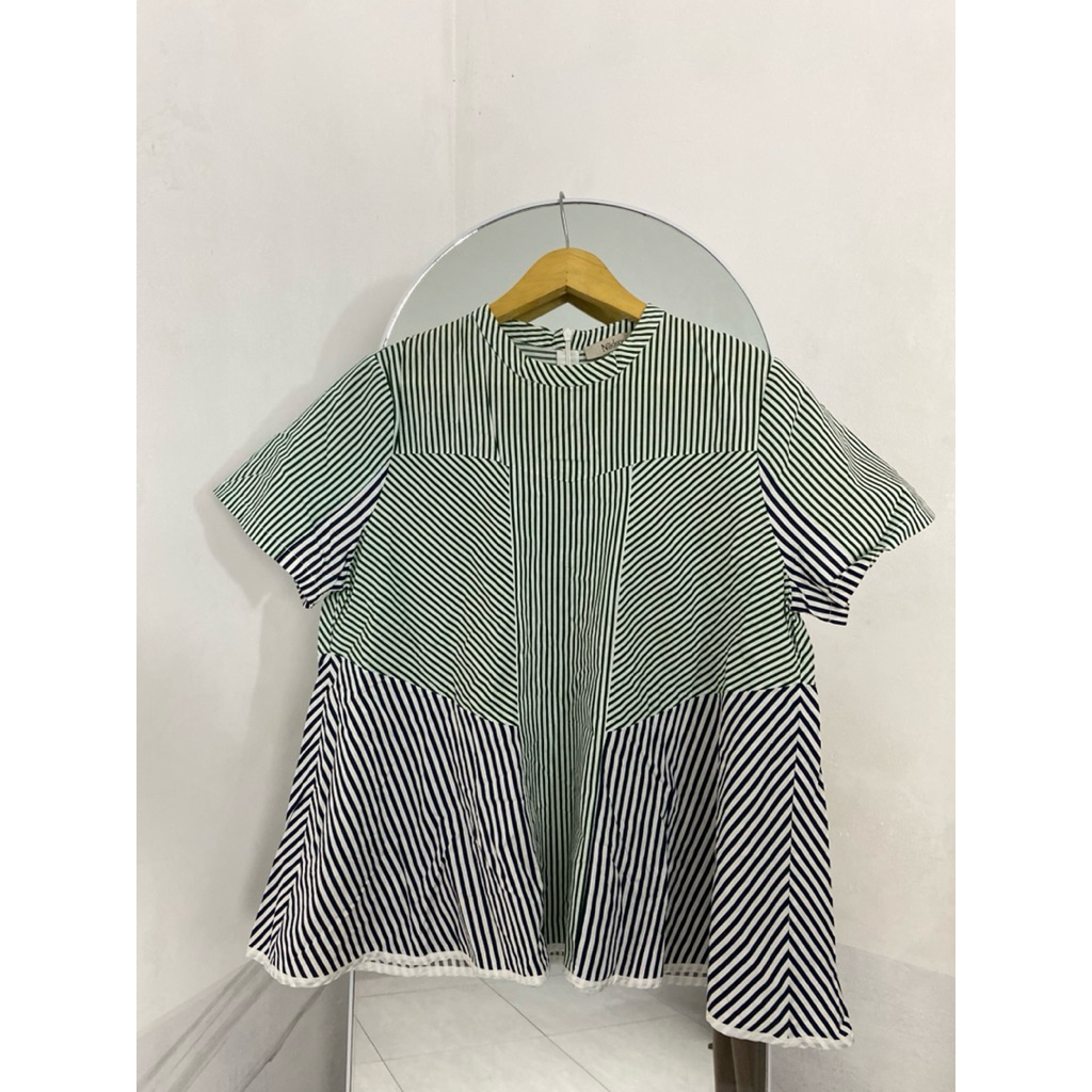 Preloved blouse nikkou