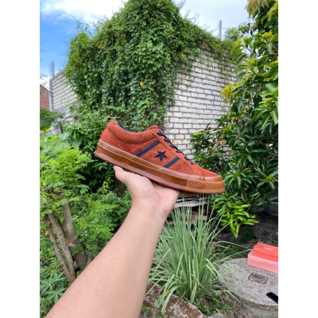 Converse one star academy cinnamon