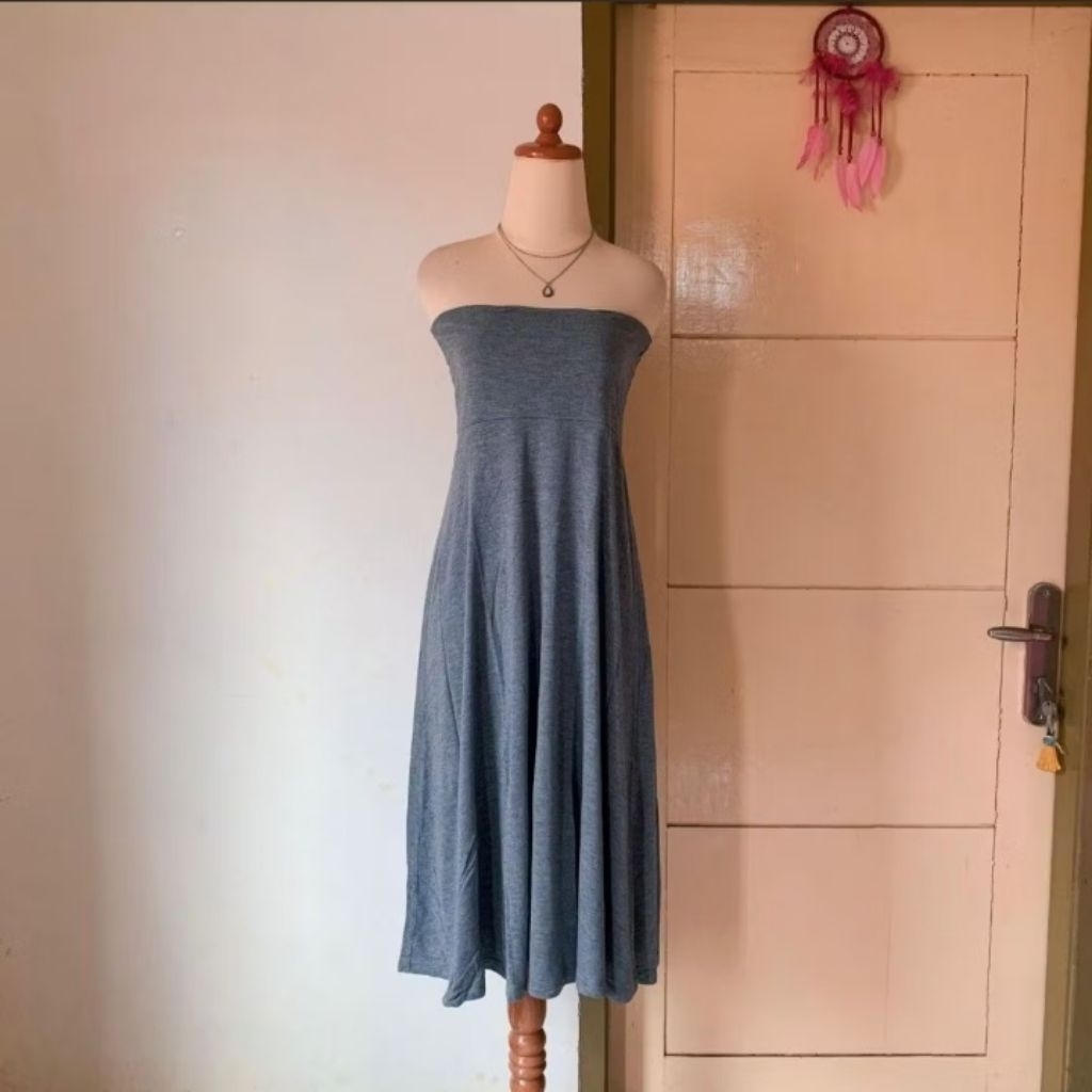 GAP Strapless Grey Midi Dress