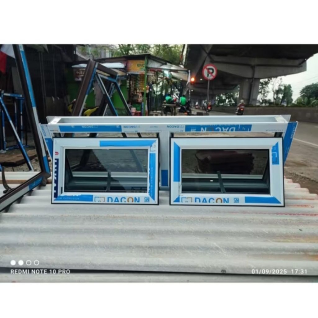 JENDELA ALUMINIUM  2 DAUN JUNGKIT GRATIS PACKING KAYU