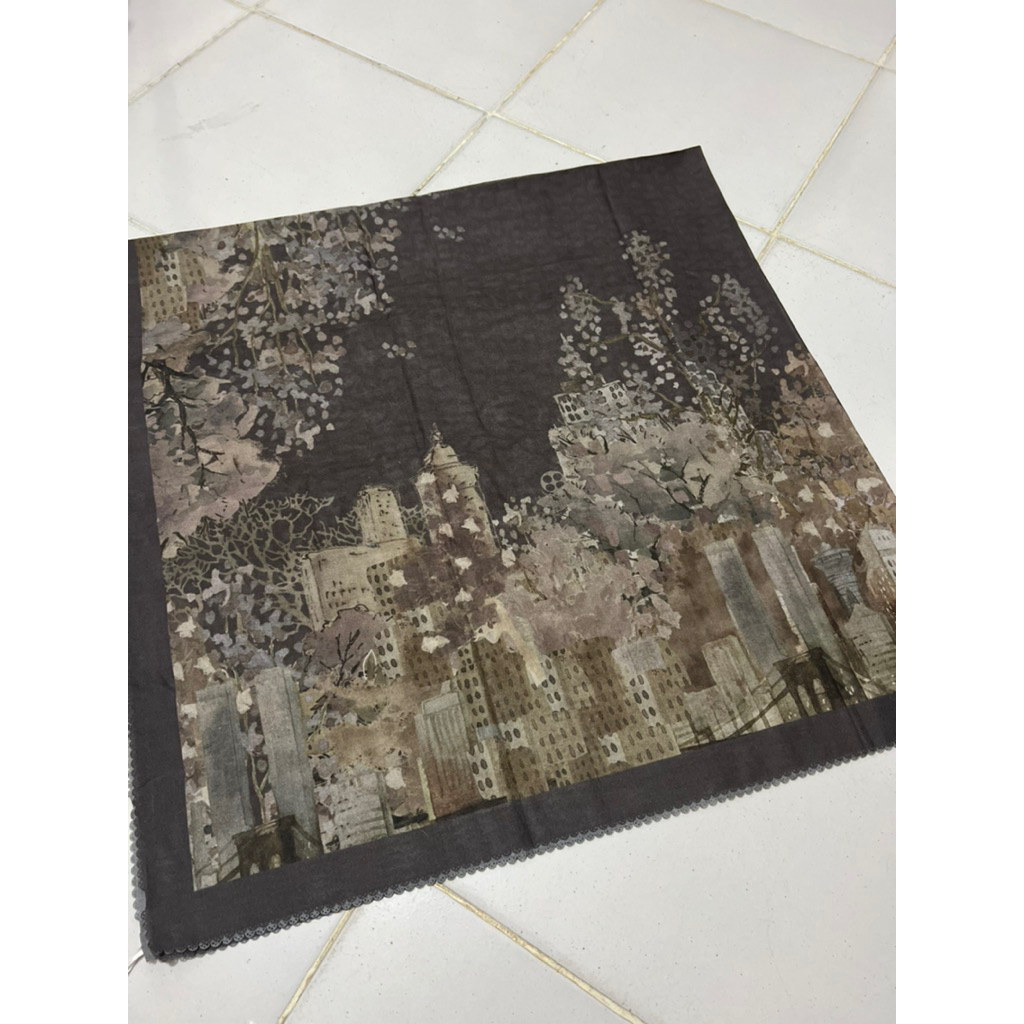 as is buttonscarves scarf - new york reborn RARE EXCLUSIVE