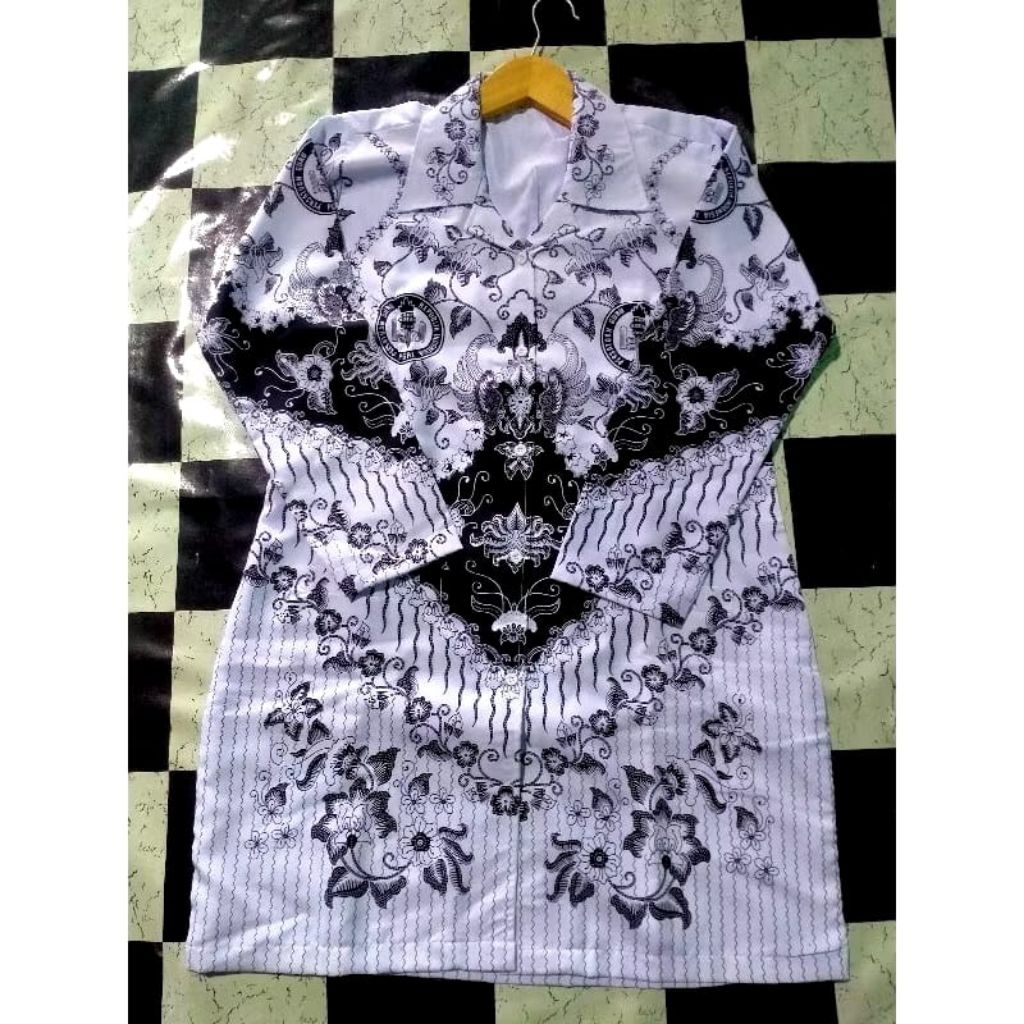 batik wanita PGRI bagus sudah lapis furing