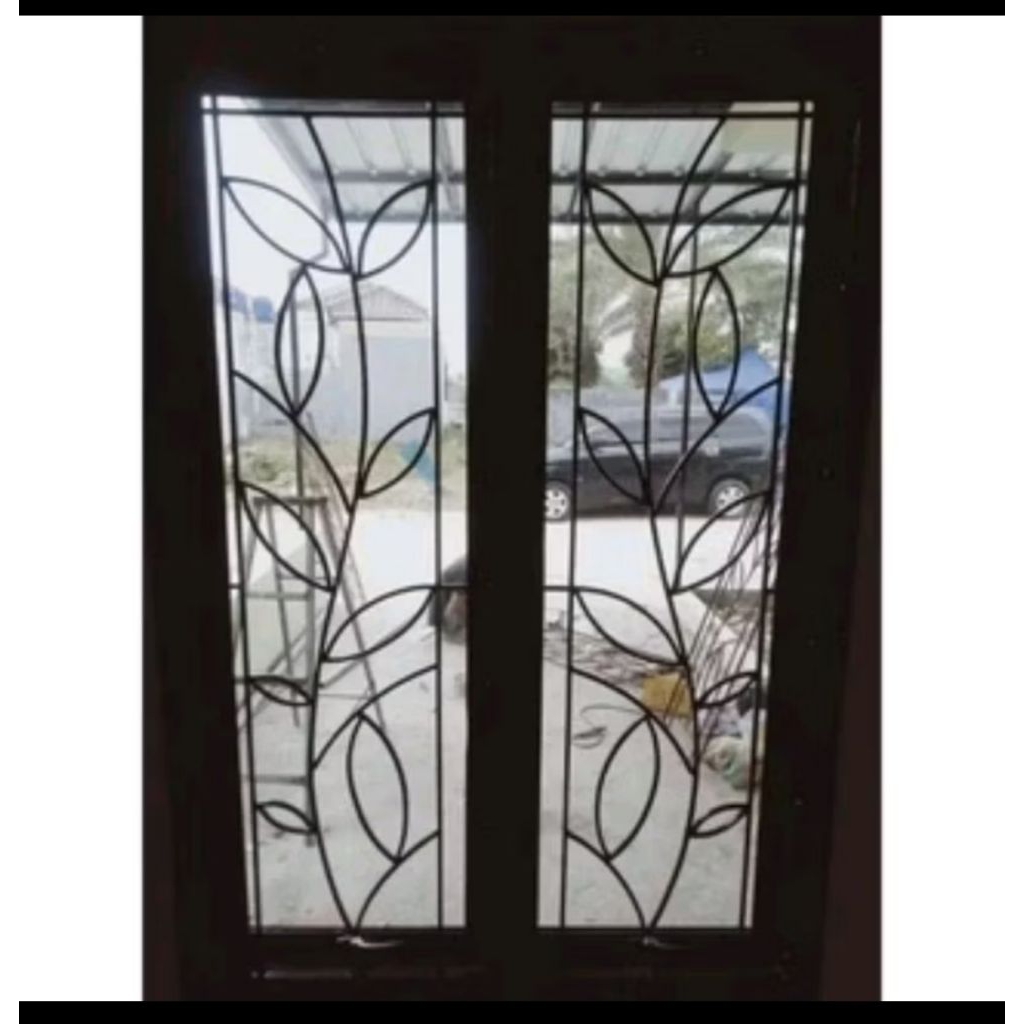 teralis jendela pengaman rumah motif daun ukuran 174×55,5