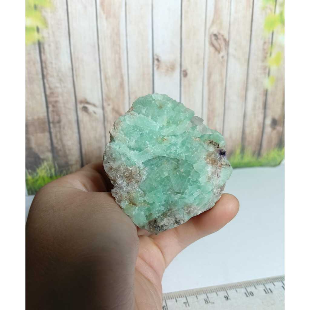 Batu  Natural Emerald Rough (10)
