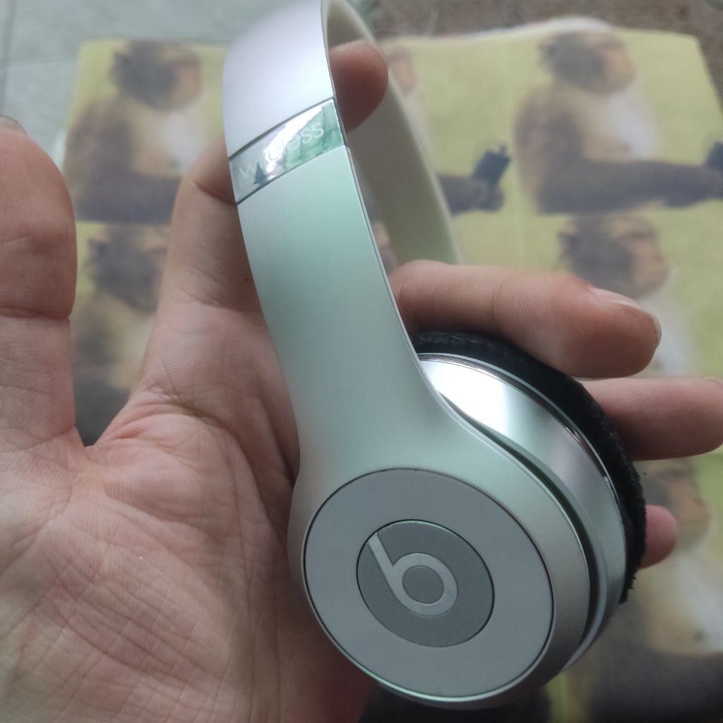 MINUS beats solo 3 wireless headset audio headphone bekas 2nd second seken preloved