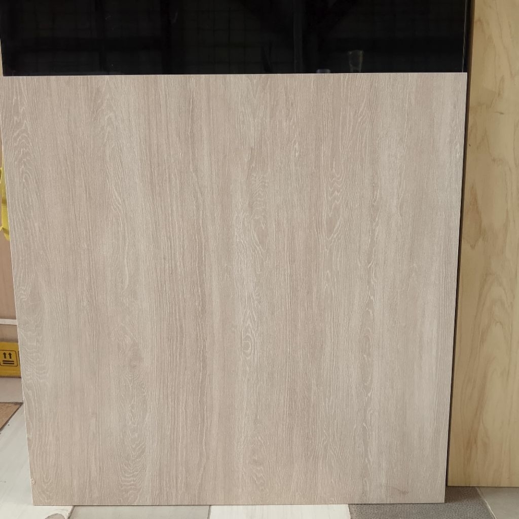 Granit Lantai pasadena motif kayu muda 60x60 acacia cream wood matt