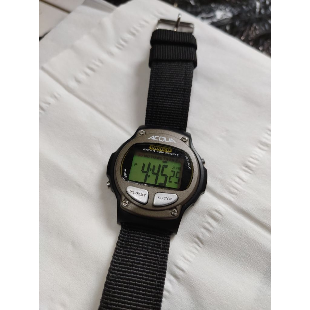 Jam Timex ACQUA Idiglo