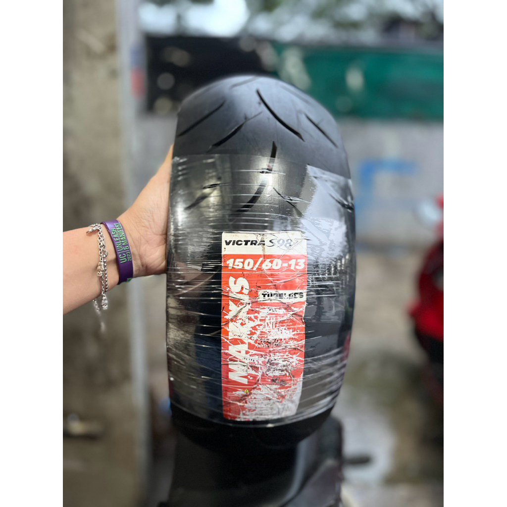 Ban Belakang Yamaha Nmax Maxxis Victra 150/60 Ring13 Tubeless