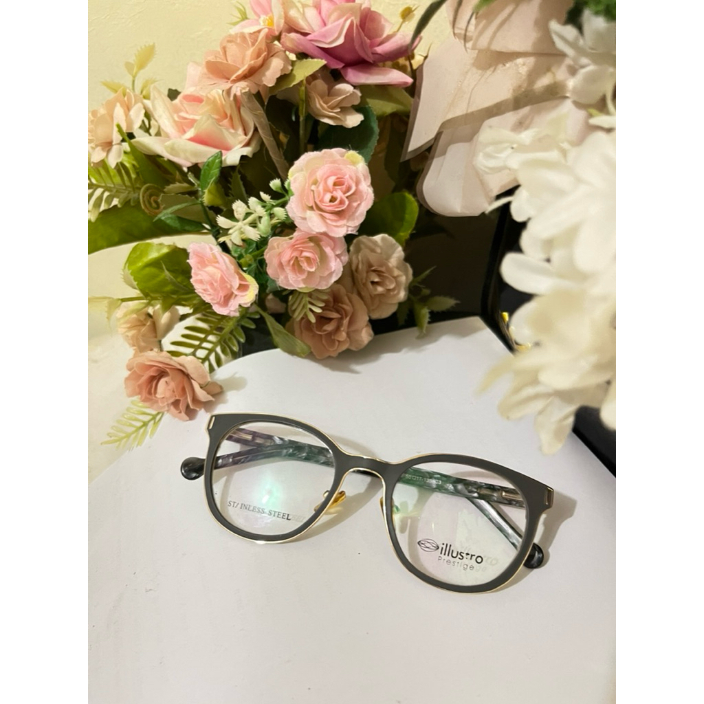 FRAME KACA MATA ILLUSTRO EYE WEAR FROM OPTIK MELAWAI
