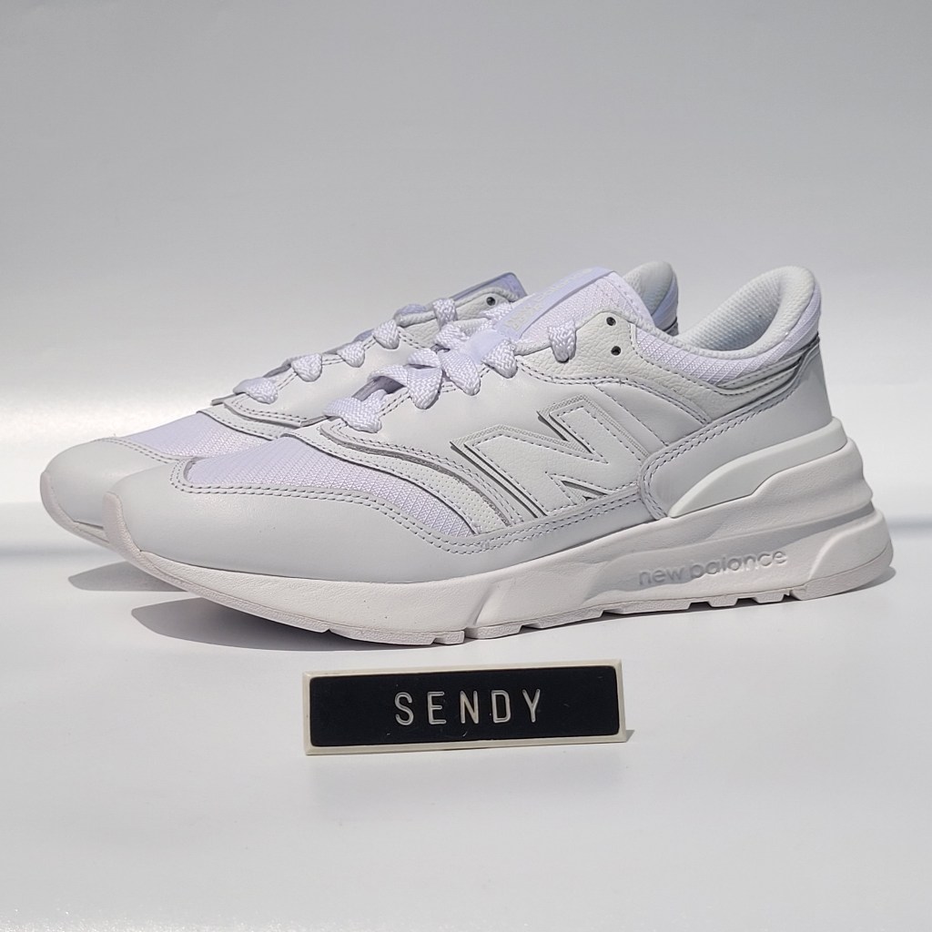 New Balance NB 997 Original Sepatu Casual Pria Sneakers Sneaker White U997RFA