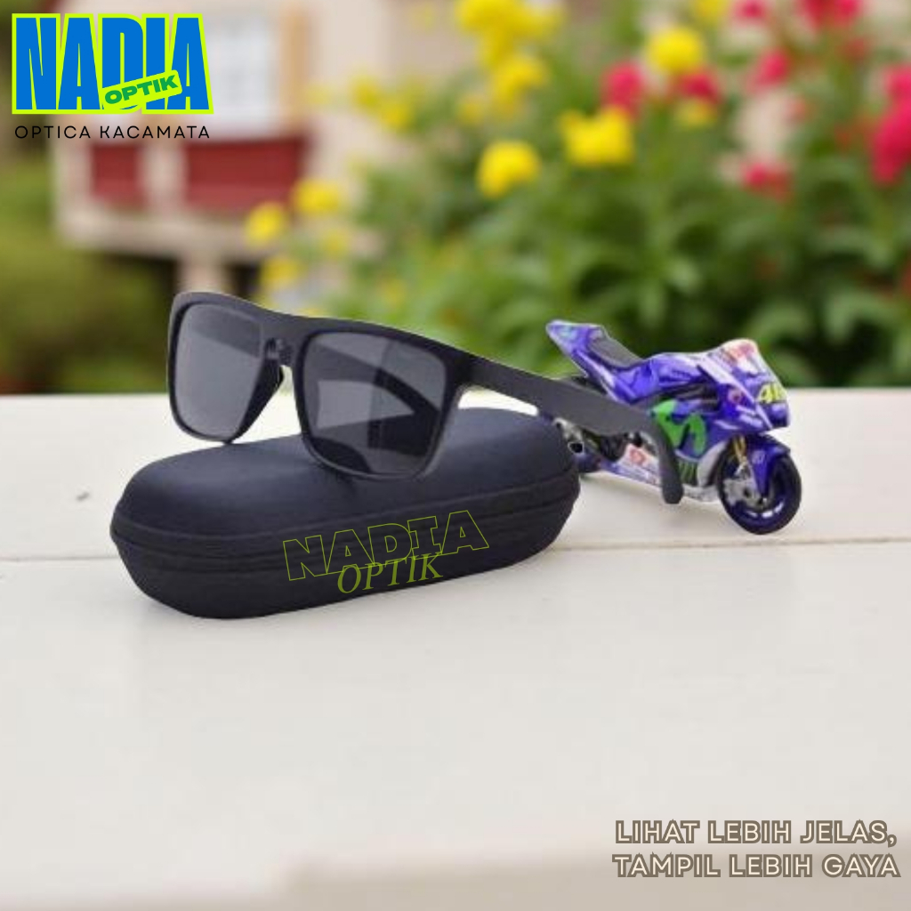 KACAMATA FASHION KACA MATA HITAM KACAMATA KOTAK KACAMATA MURAH PRIA WANITA