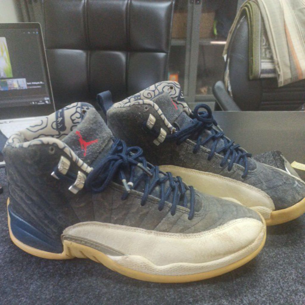 Second - Sepatu Basket Nike Air Jordan Retro 12 International Flight Size 42,5 (27 cm)