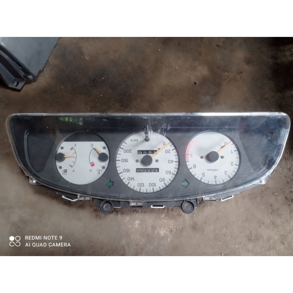 spedometer baleno 2000