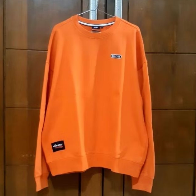 tracktop hummel warna hitam size S to M,ellesse haritage warna orange size 105,MLB hoodie size 13Y (
